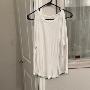 Lou & Grey peep shoulder long sleeve top